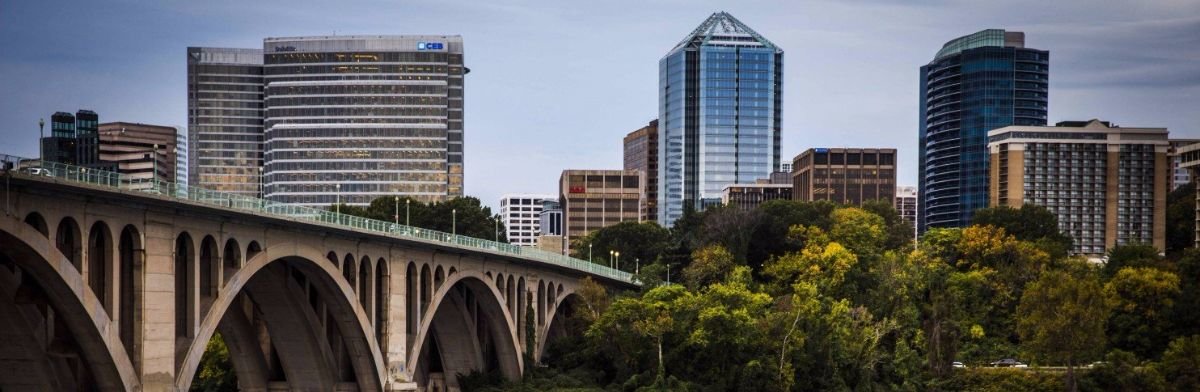 city scape of Arlington VA