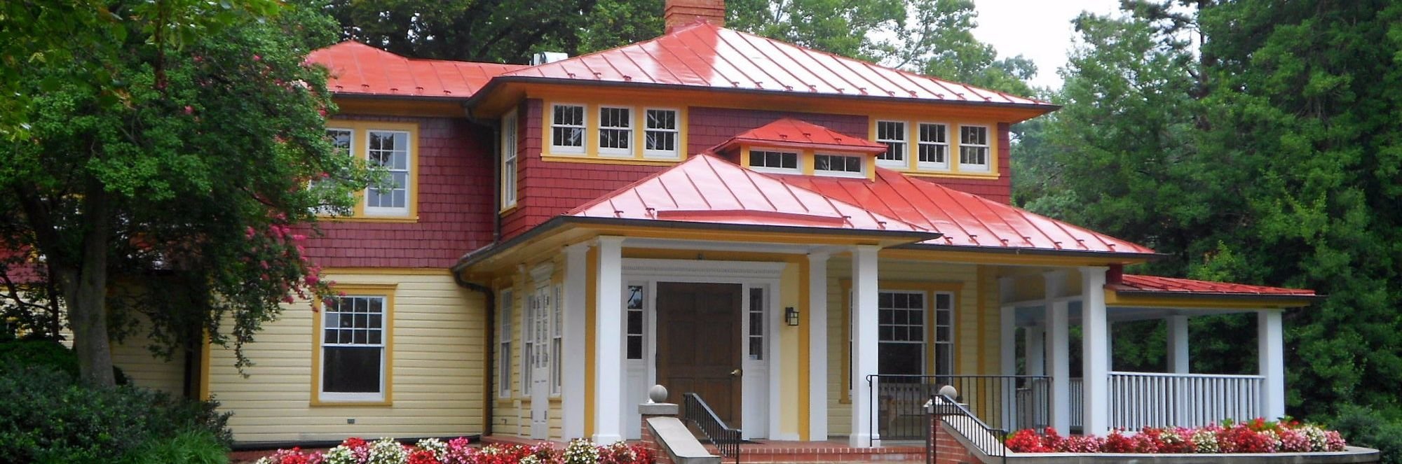 the Hendry House, located at Fort C.F. Smith Park