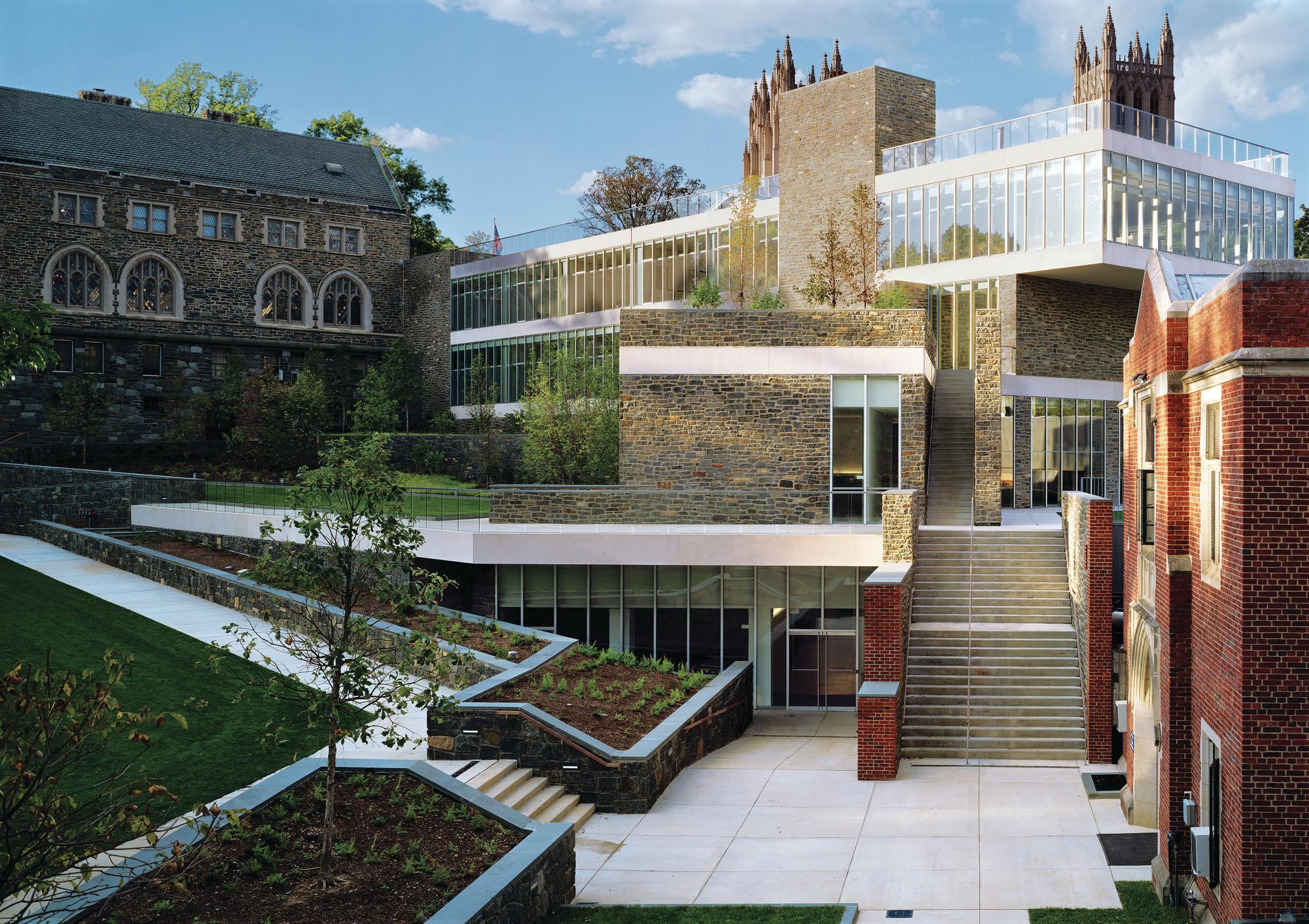 homes near saint albans school for sale